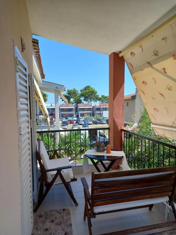펜션 Spacious 2-Bedroom Vacation Home With Sea View 페프코초리